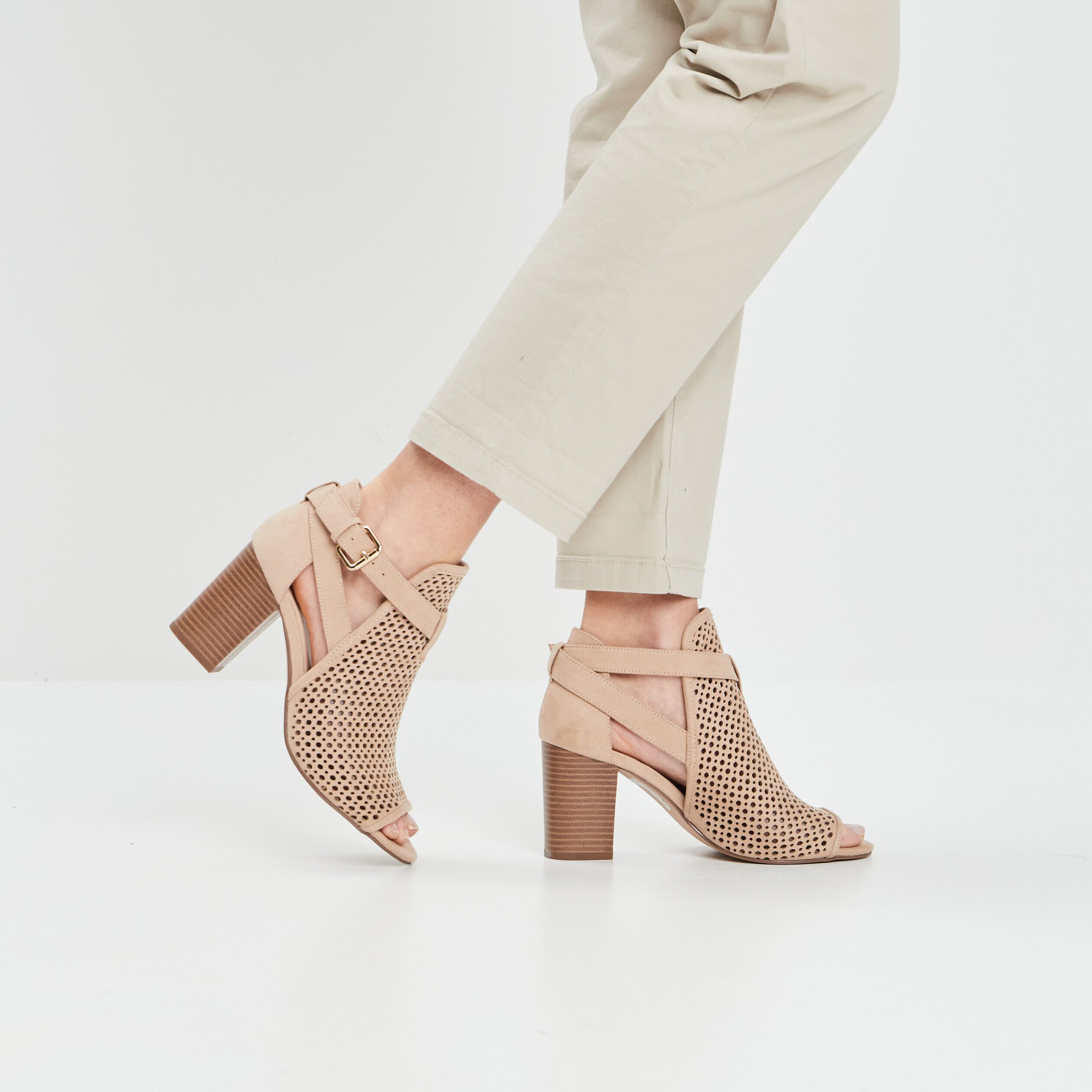 Chaussures mariage femme pas cheres Beige La Halle