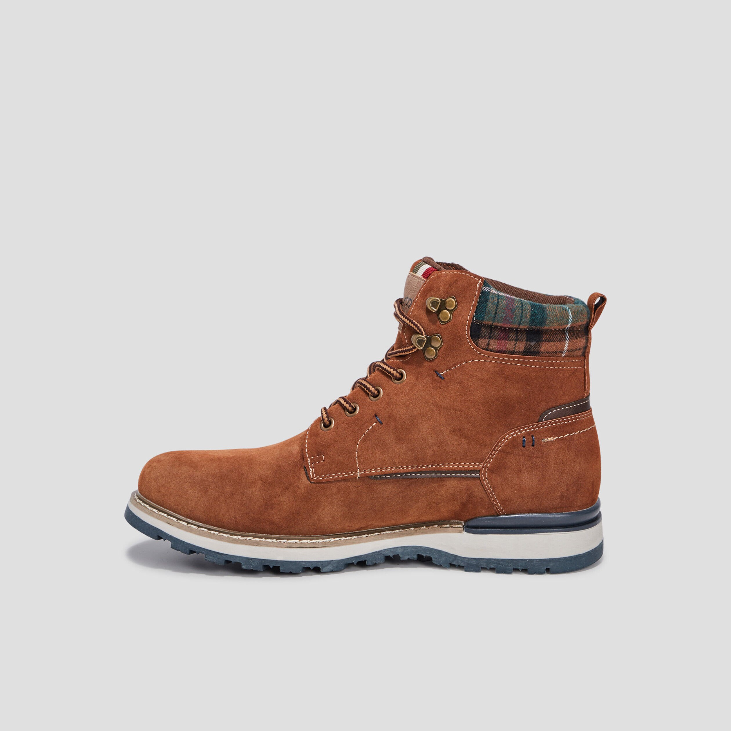 Chaussures de securite homme pas chers Marron La Halle