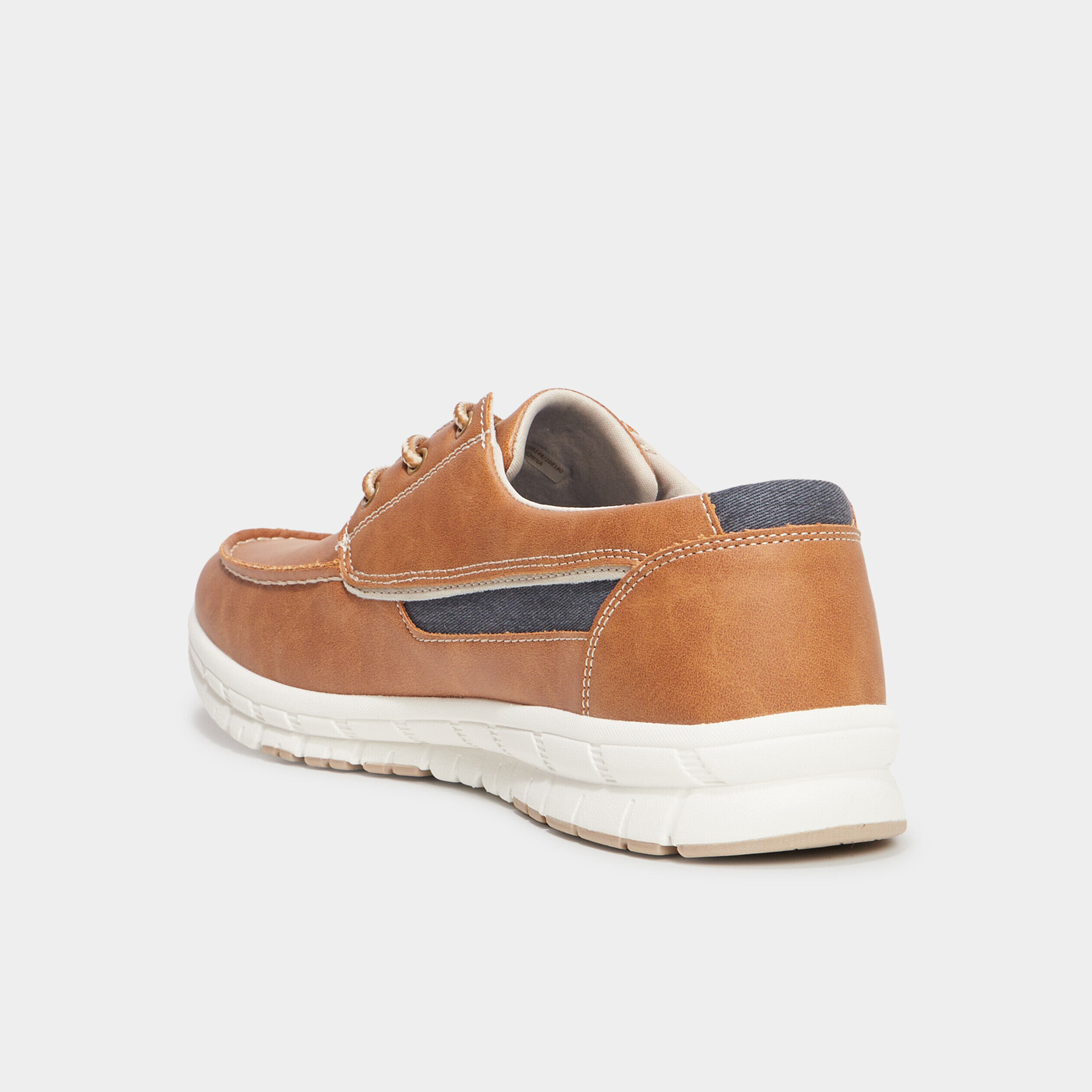 Chaussures bateau TRAPPEUR homme en cuir prix mini La Halle