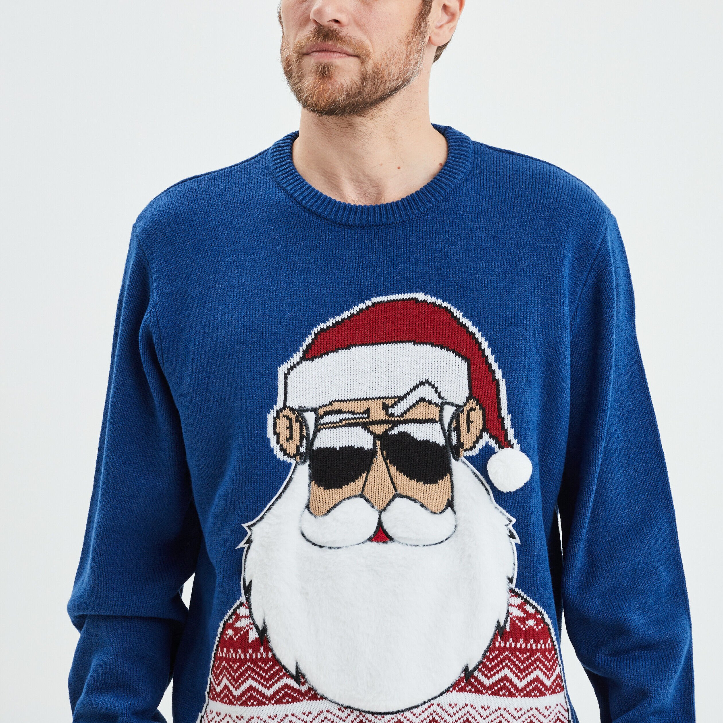 Pull noel moche la halle sale