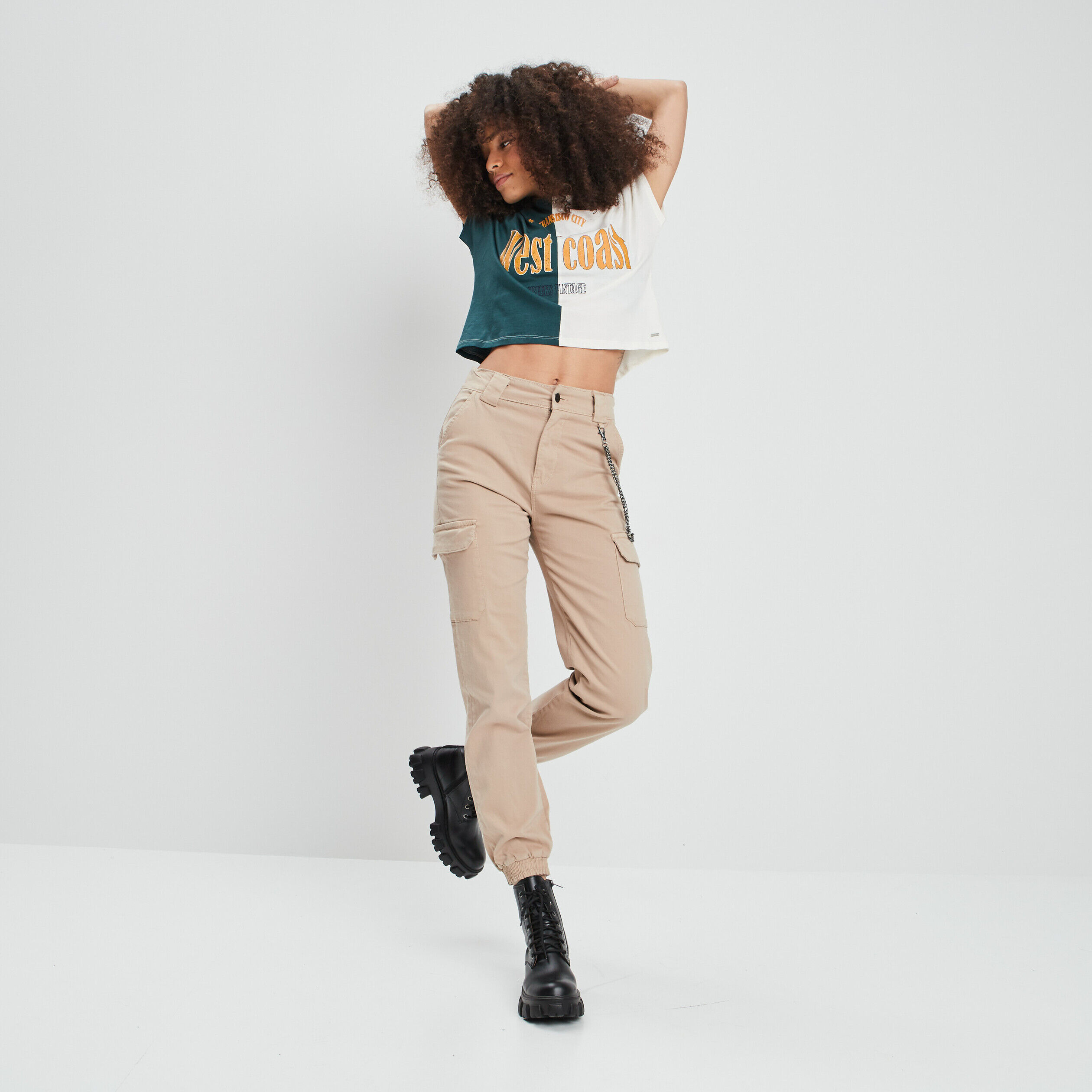 Pantalon beige femme sale