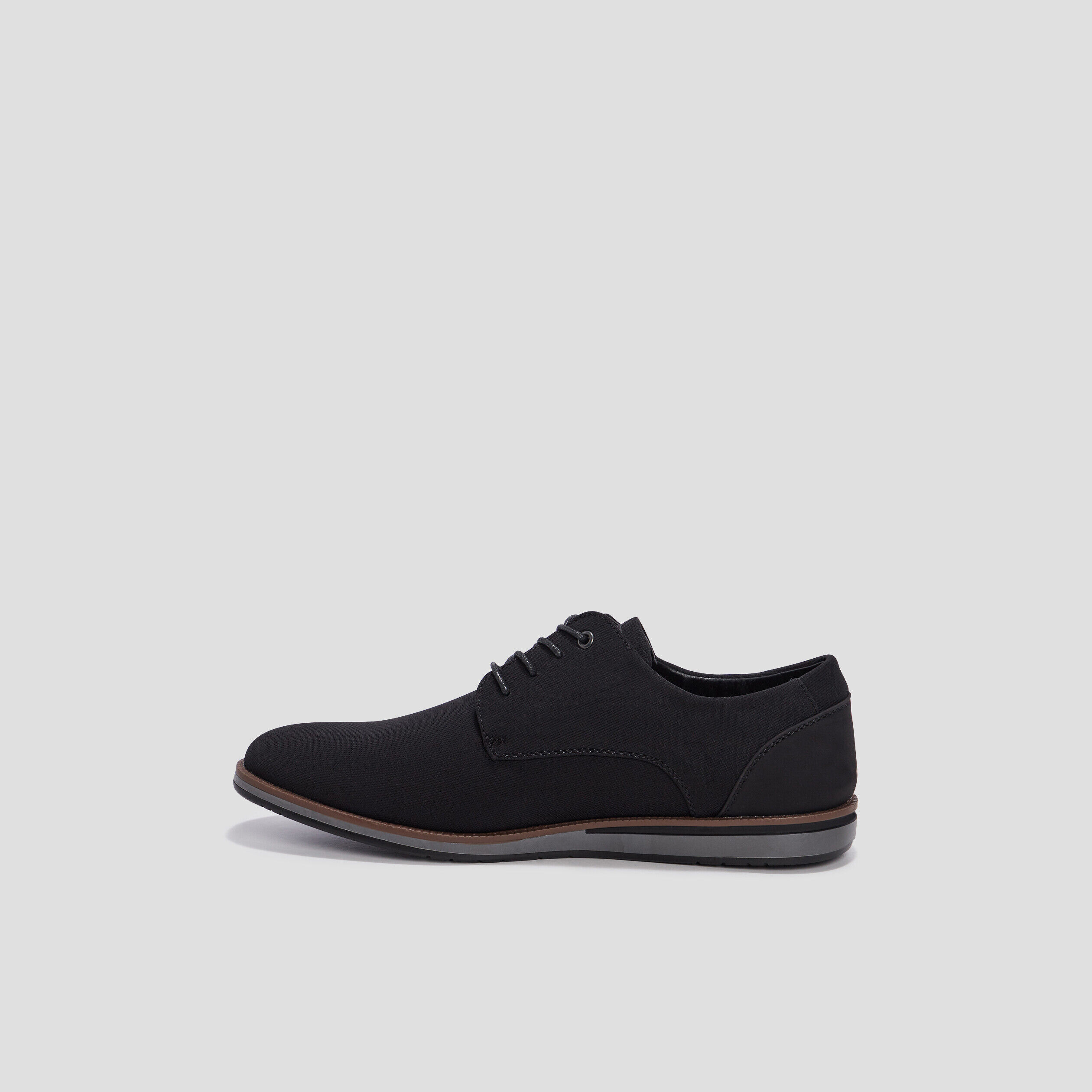 La halle clearance au chaussure homme