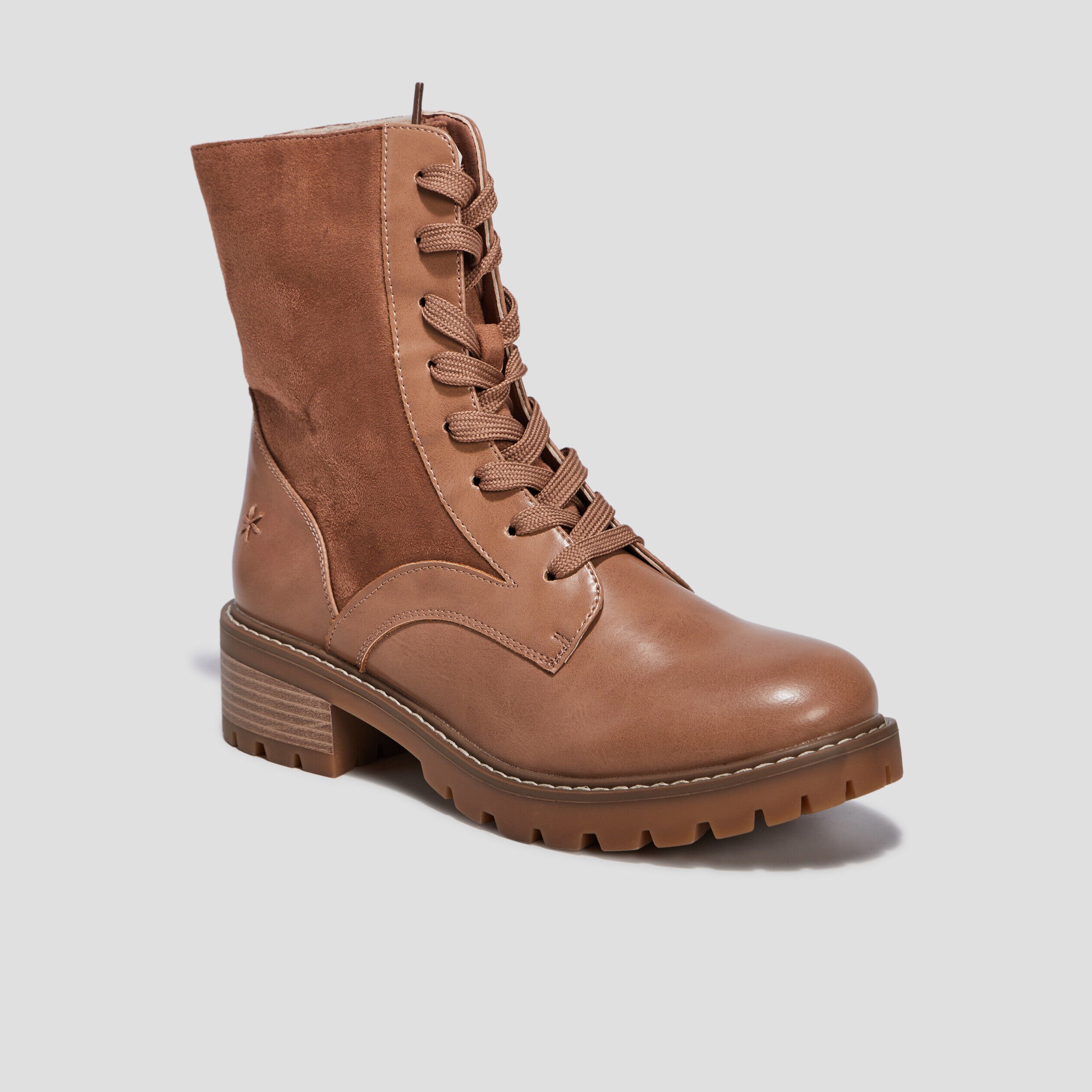 Bottines à discount lacets marron femme