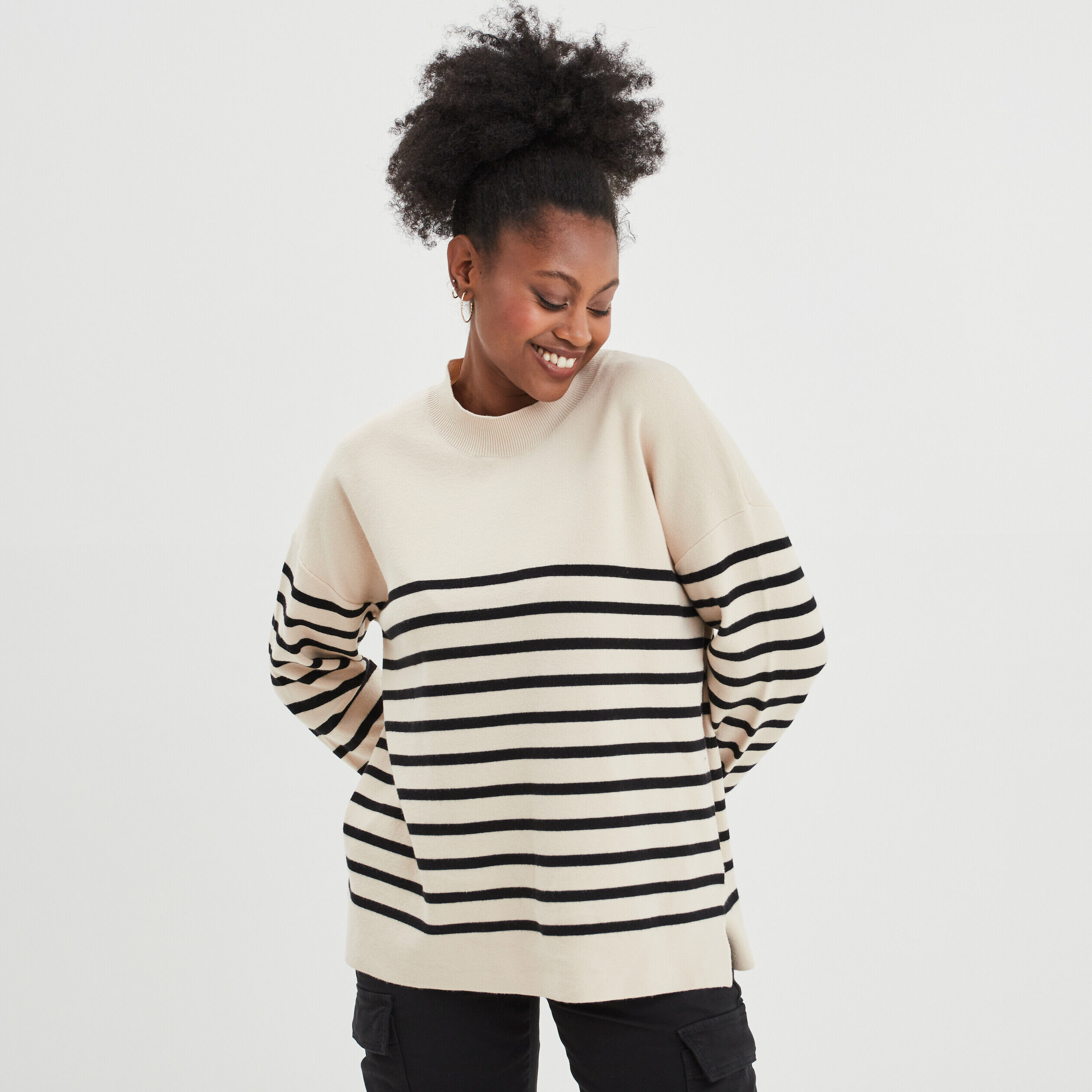 Pull femme col discount montant