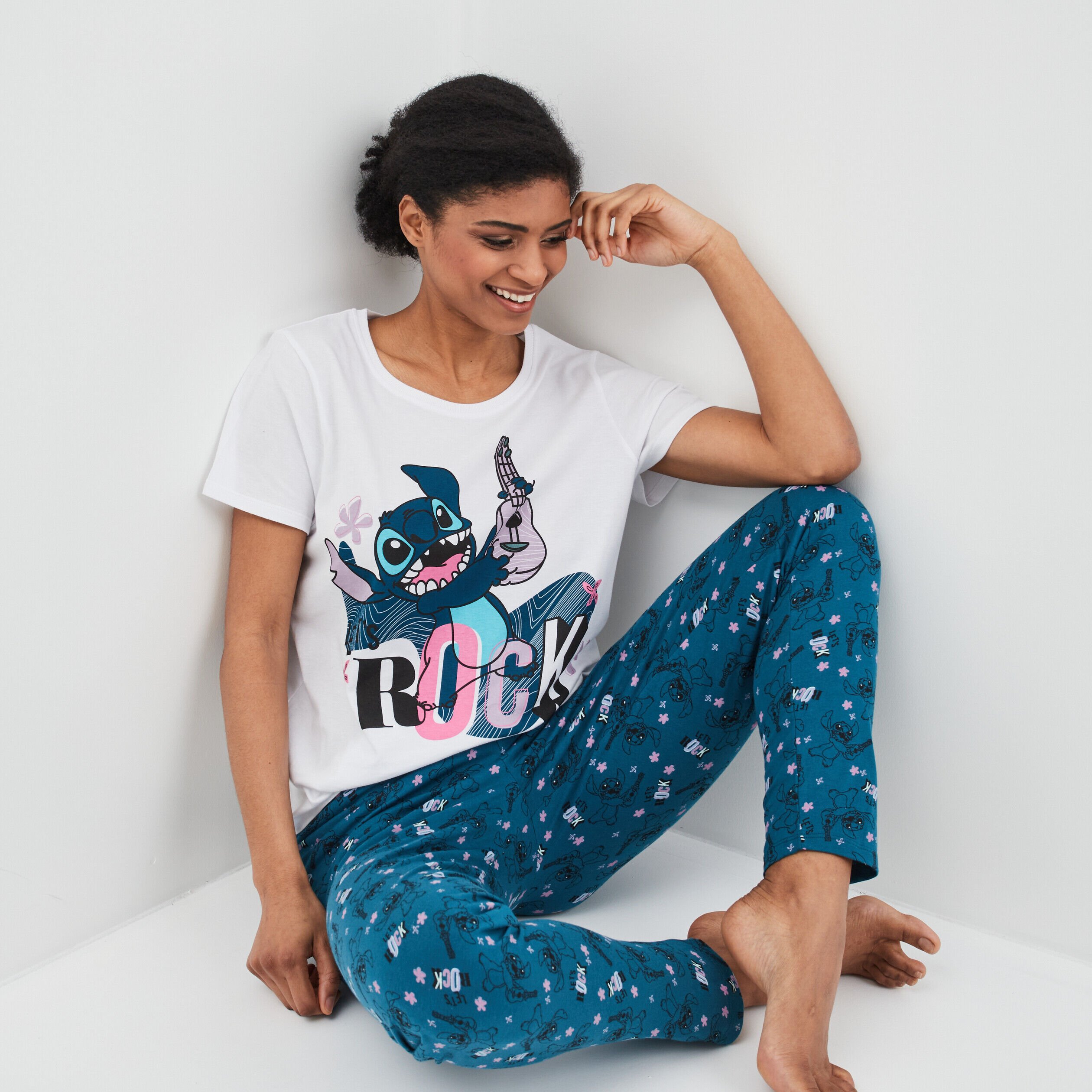 Pyjama disney best sale pas cher femme