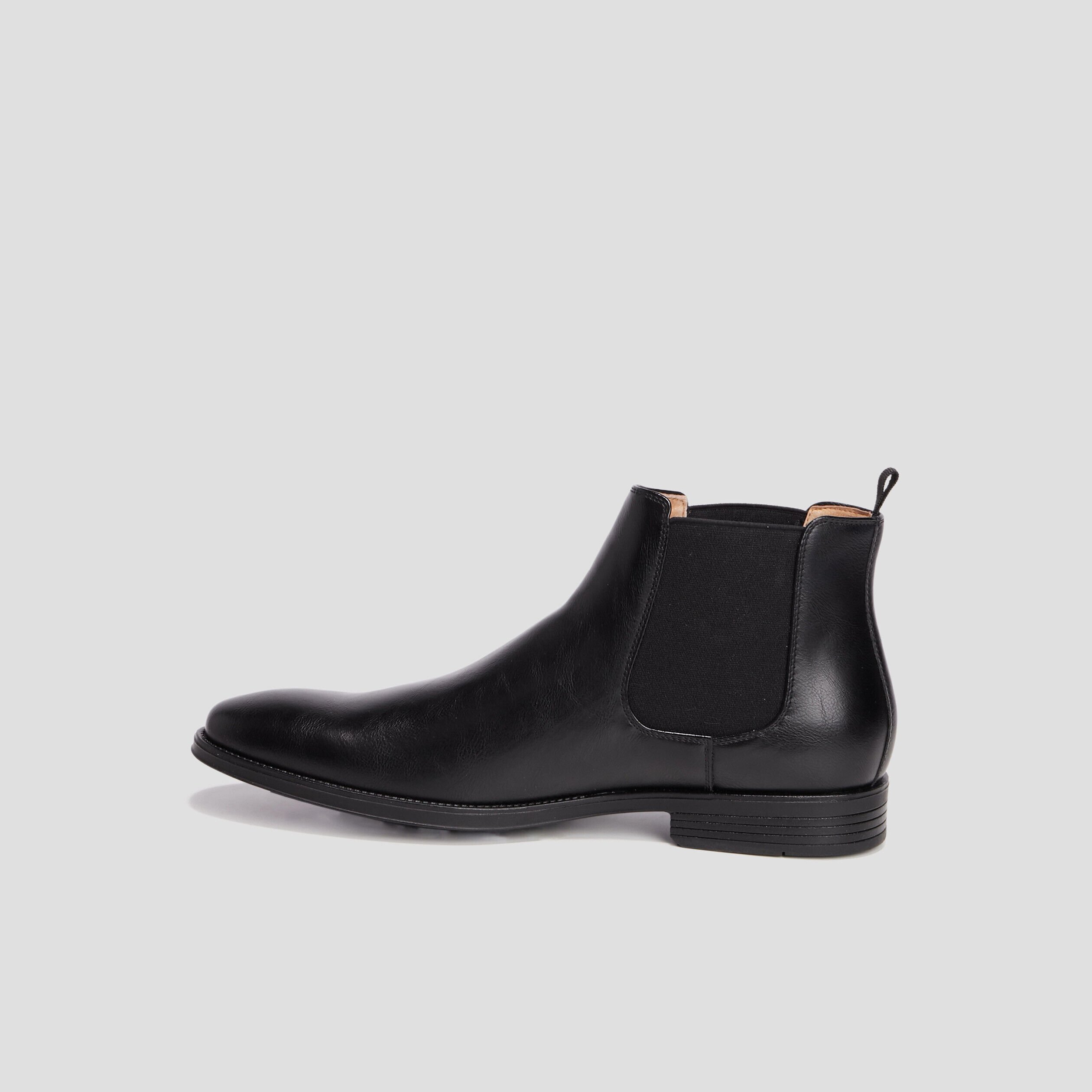 La halle clearance au chaussure homme