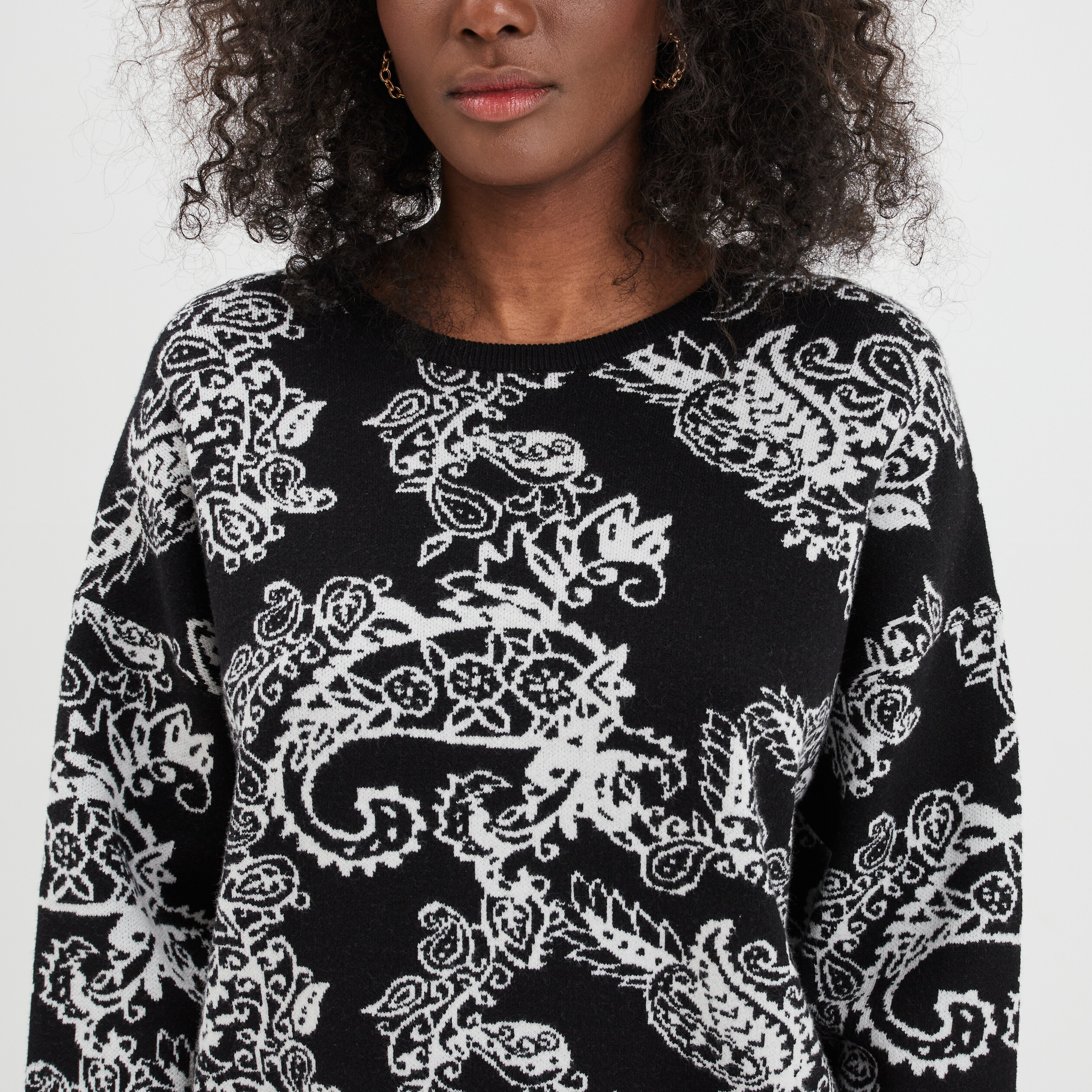 Pull noir best sale femme col rond