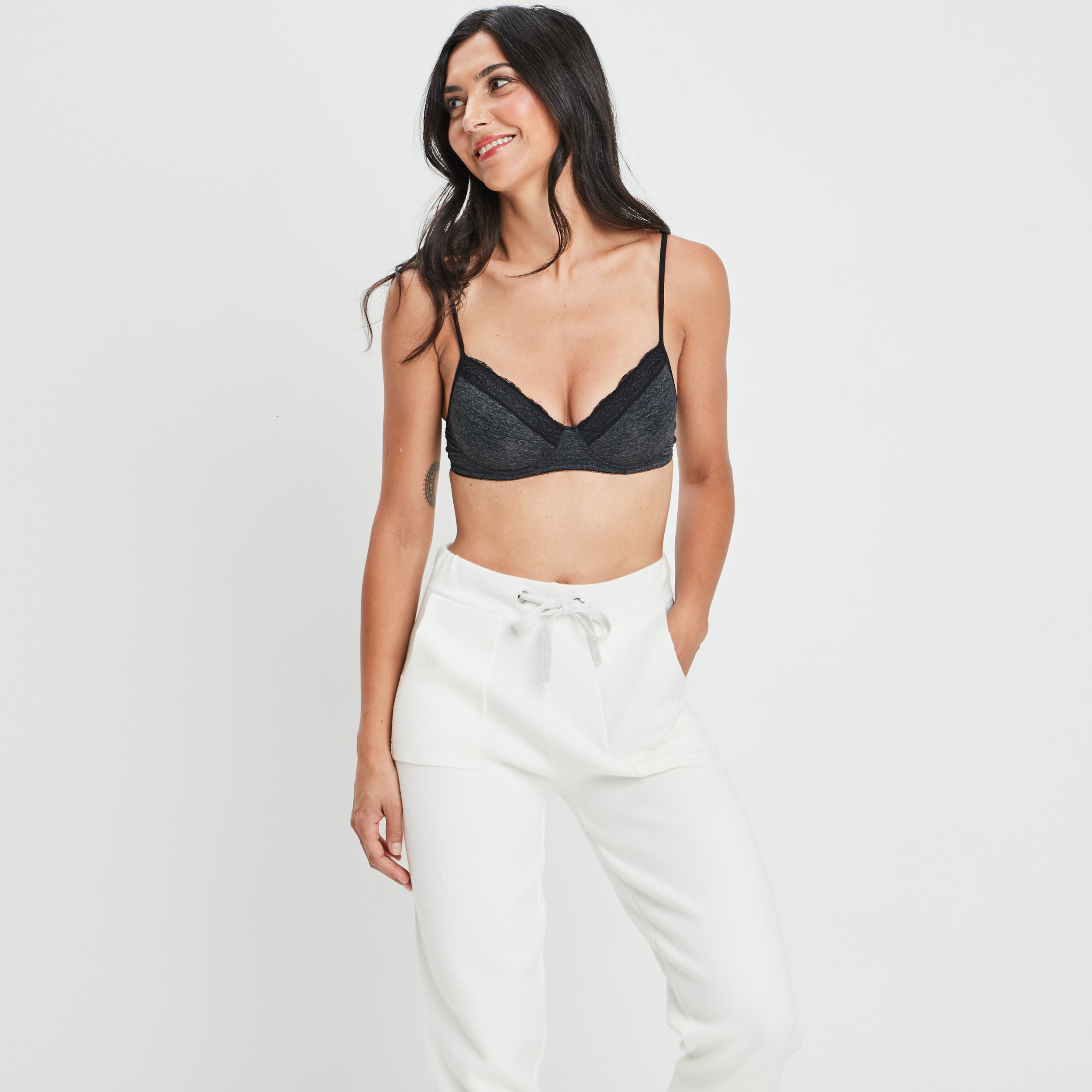 brassiere fille a fines bretelles gris soutiens-gorge brassieres fille