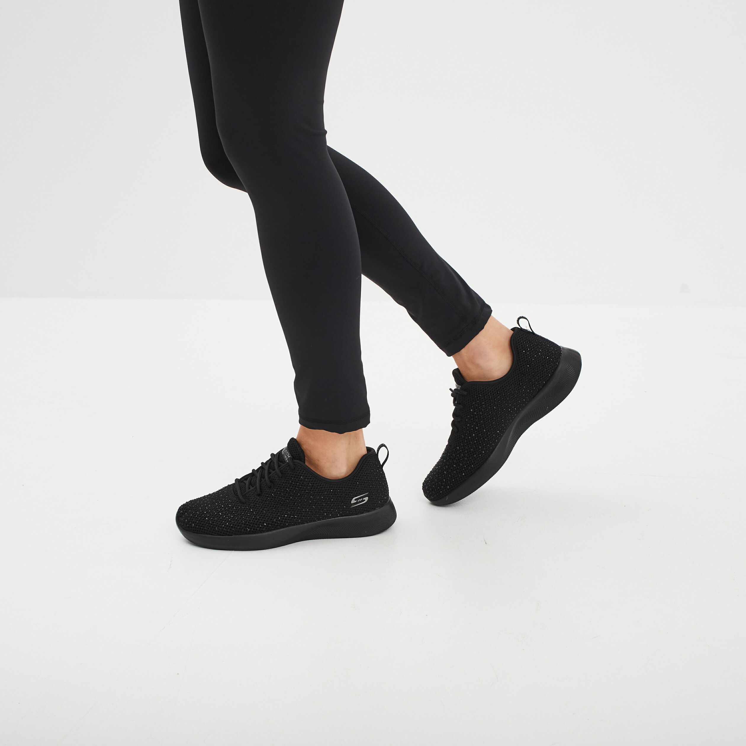 Baskets running a strass Skechers noir femme