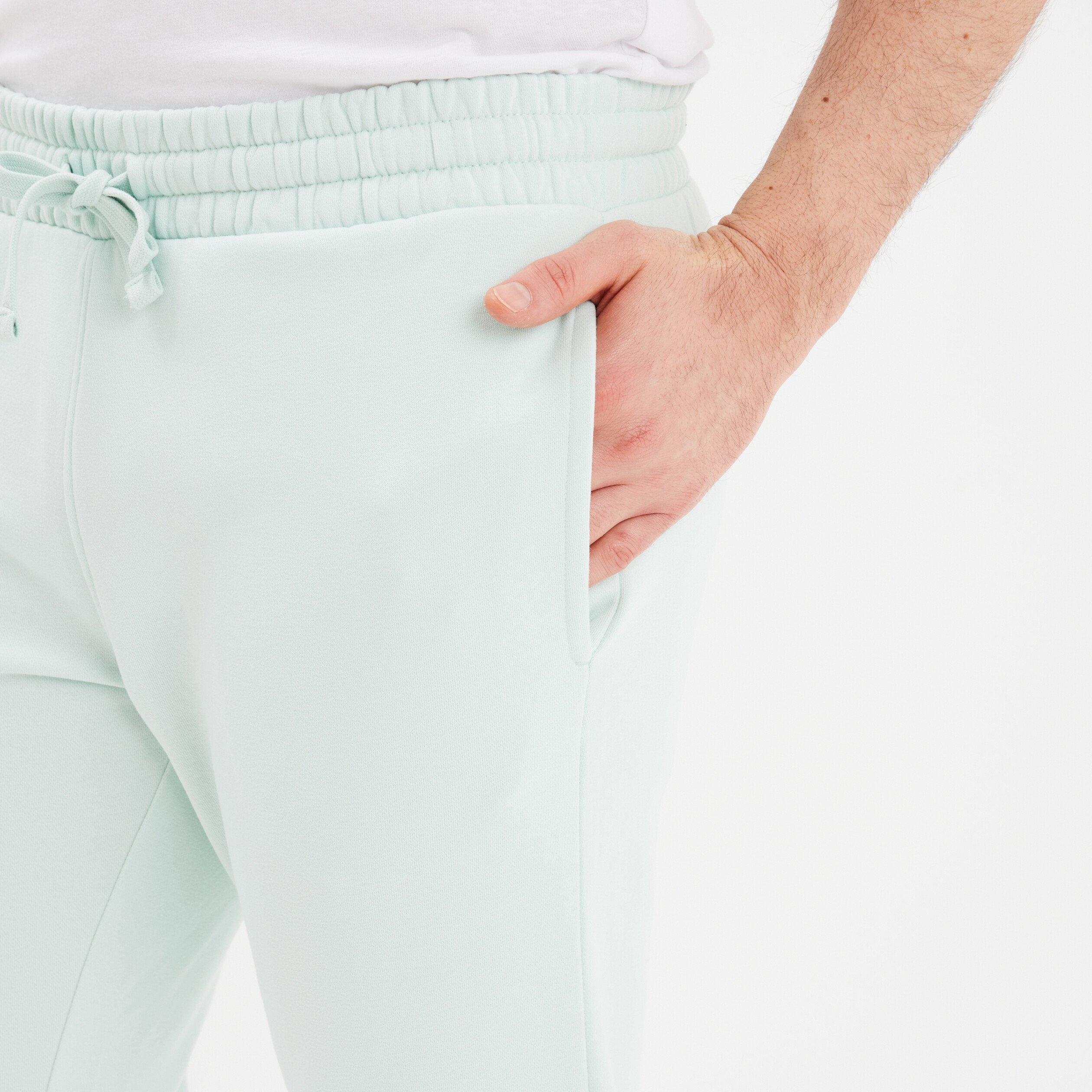 Pantalon vert pastel homme sale