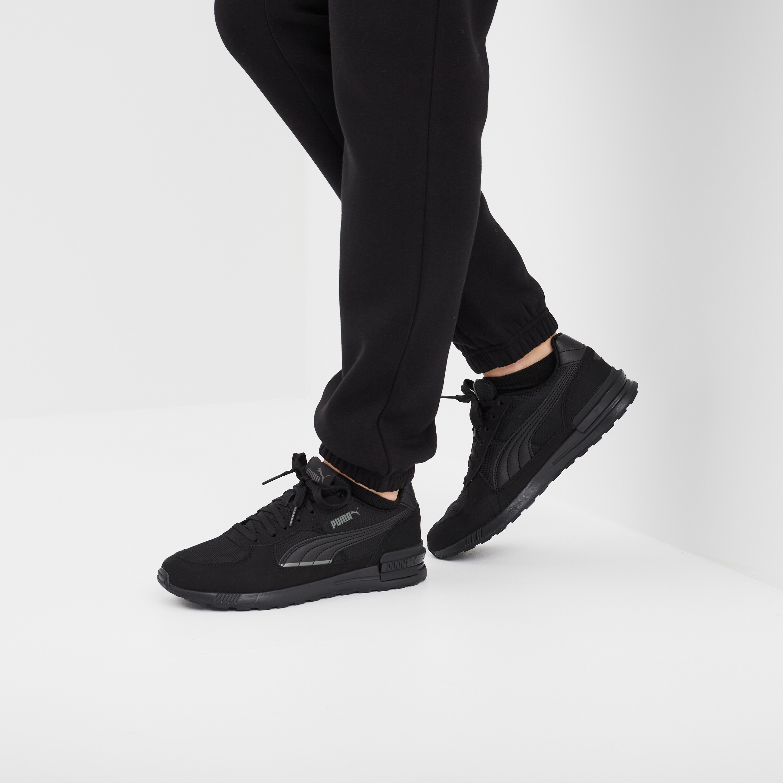 Baskets running a lacets Puma Graviton noir garcon