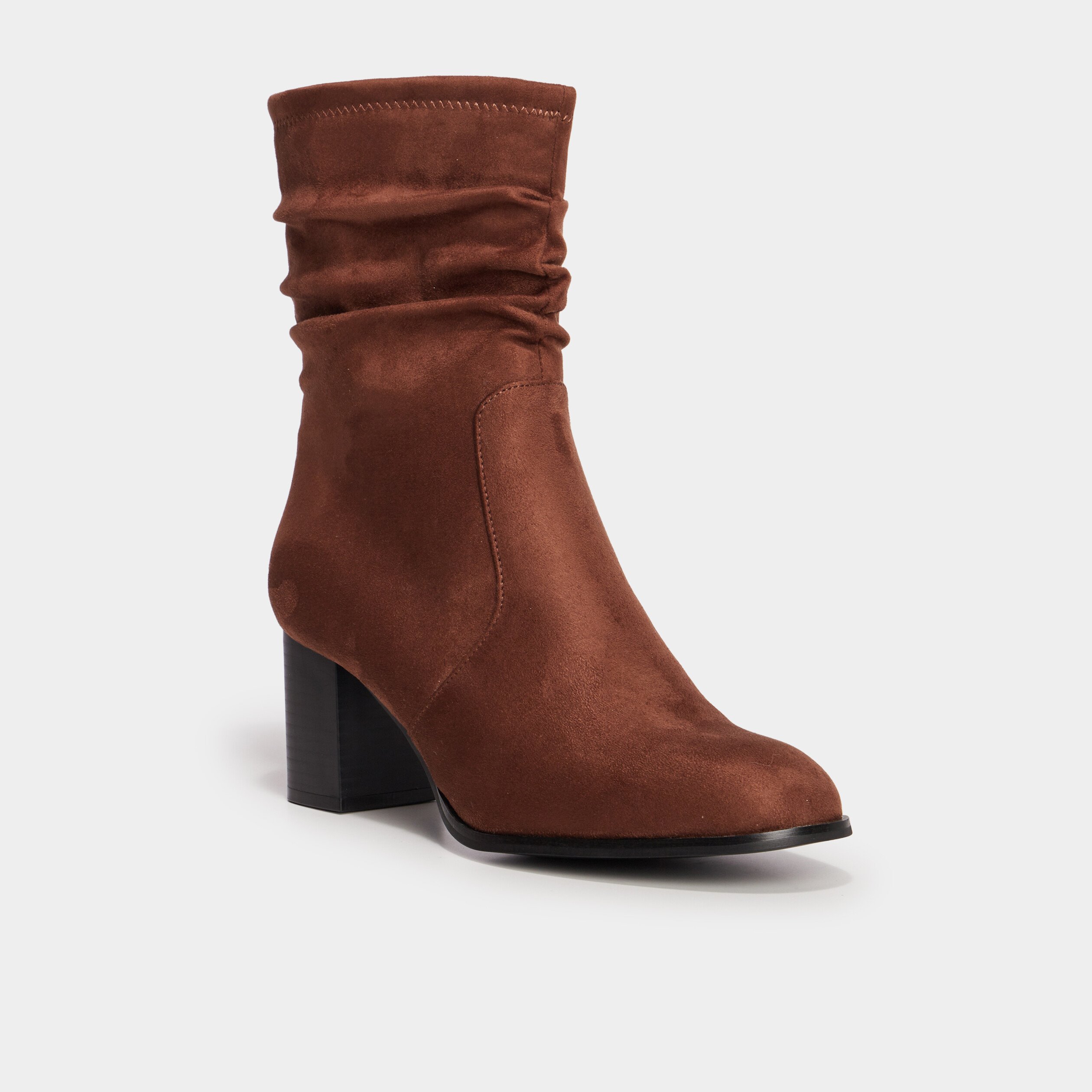 Bottines plissees aspect daim a talons marron femme