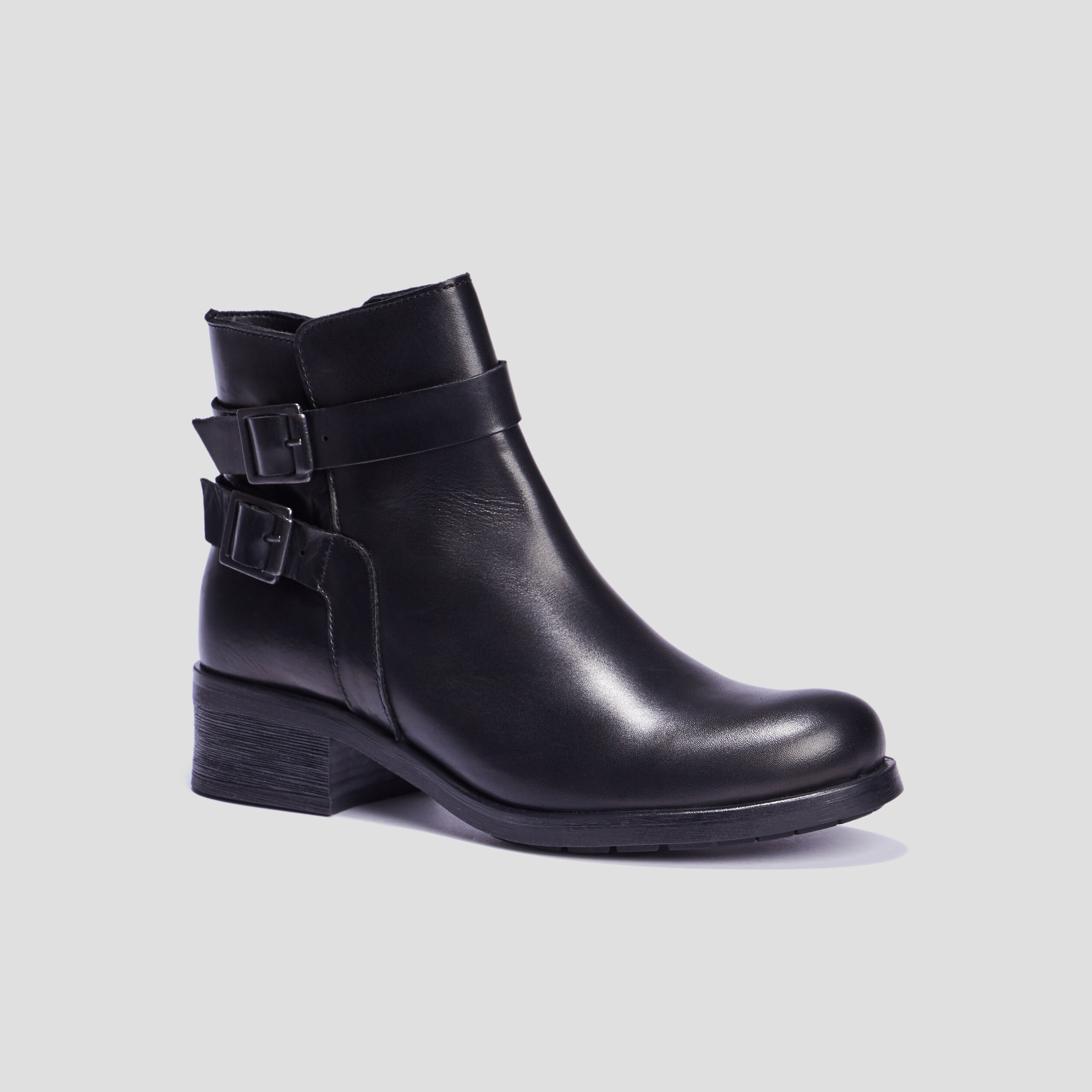 Bottines en cuir avec boucles noir femme