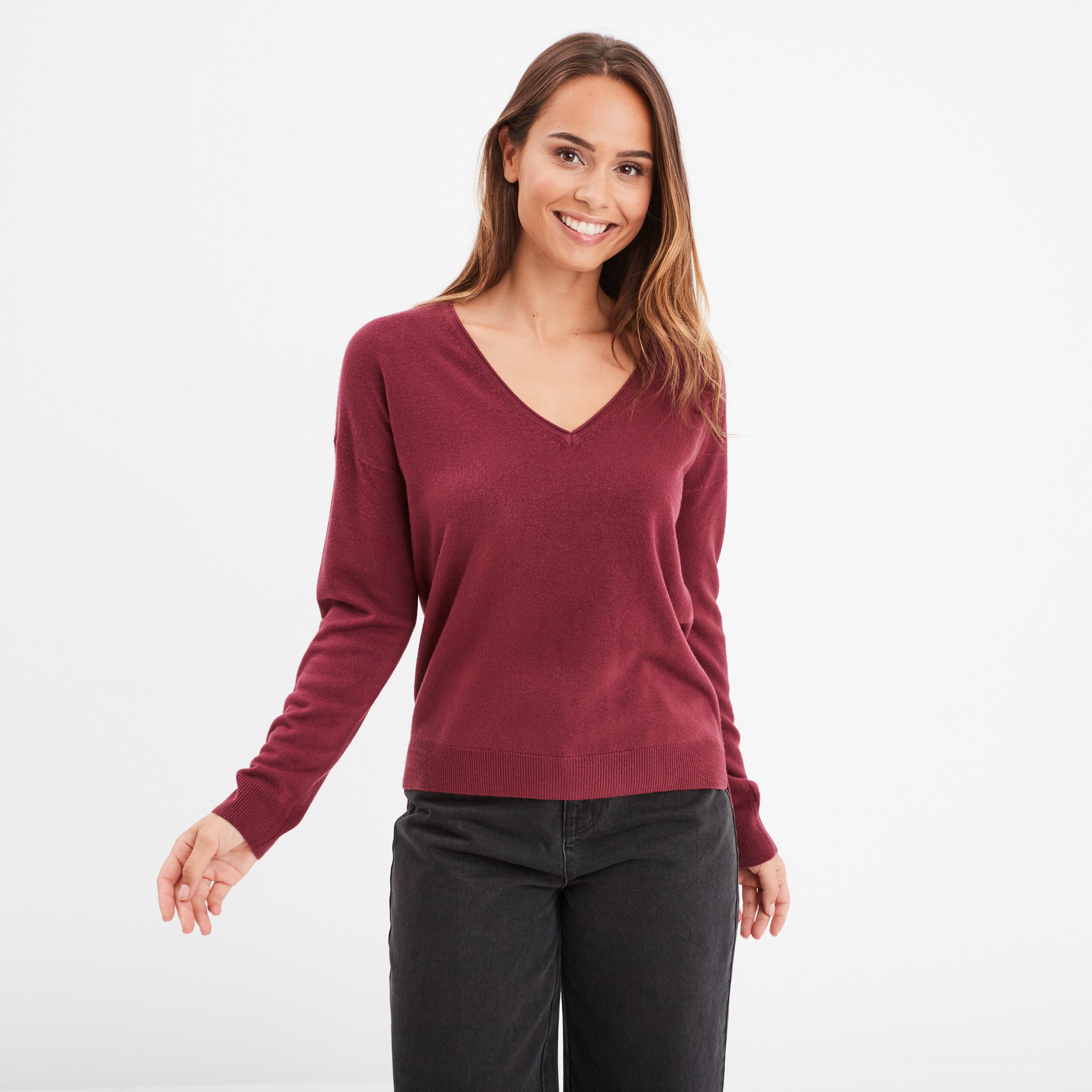 Pull col en V manches longues bordeaux femme