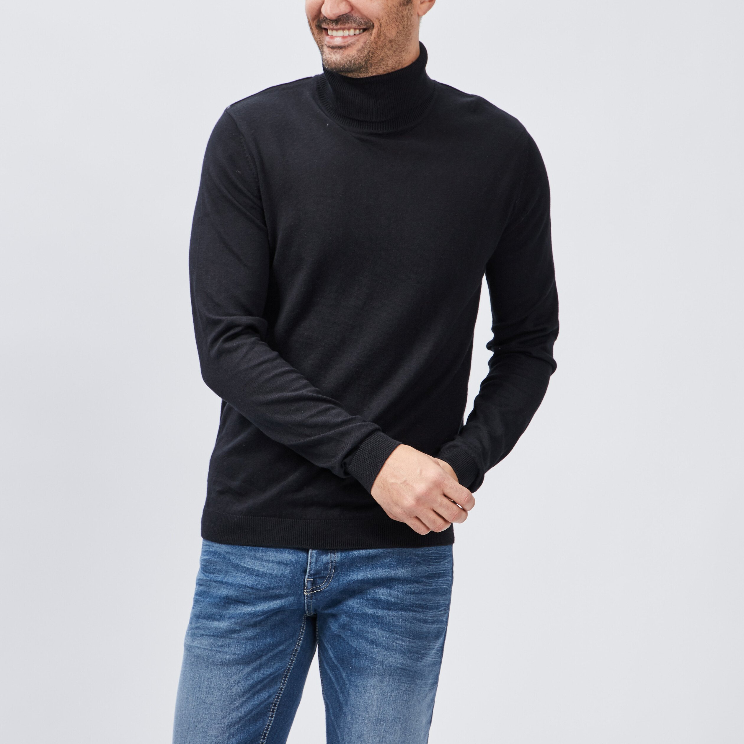 Pull la halle homme sale