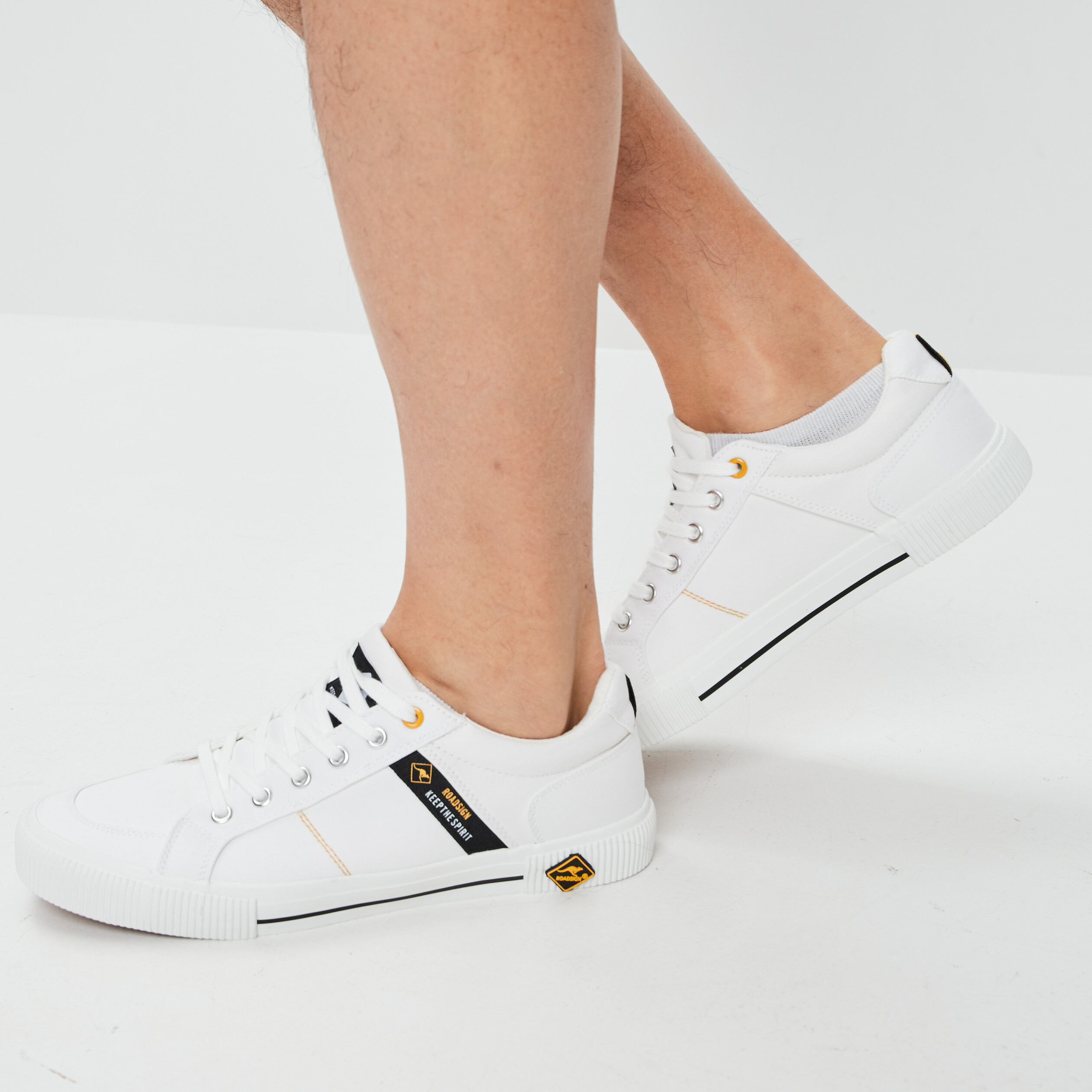 Tennis blanche outlet homme pas