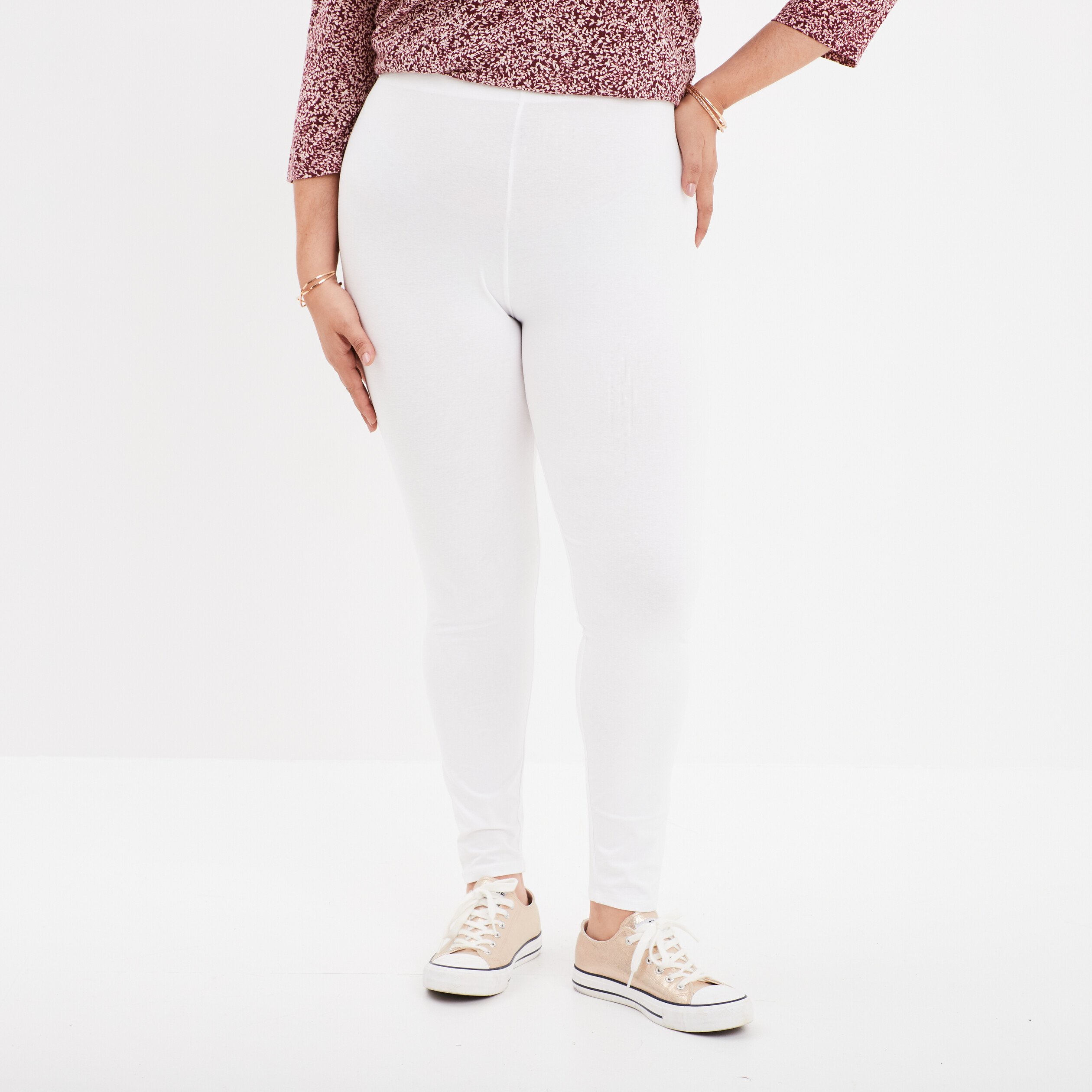 Blanche porte legging grande taille hotsell